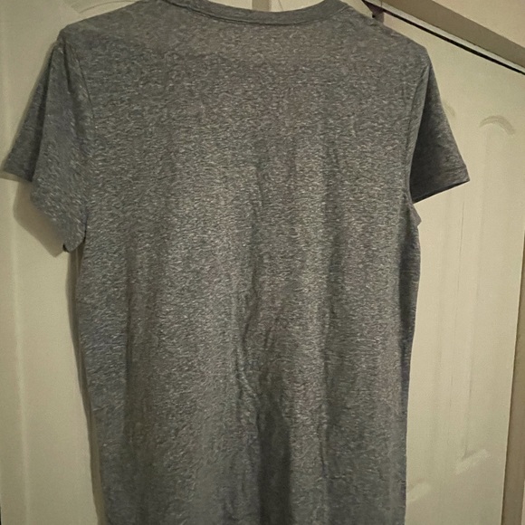 Universal Thread Promoted to Aunt T-Shirt - Picture 2 of 4